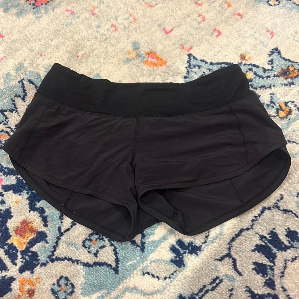 Lululemon size 4 speed up shorts